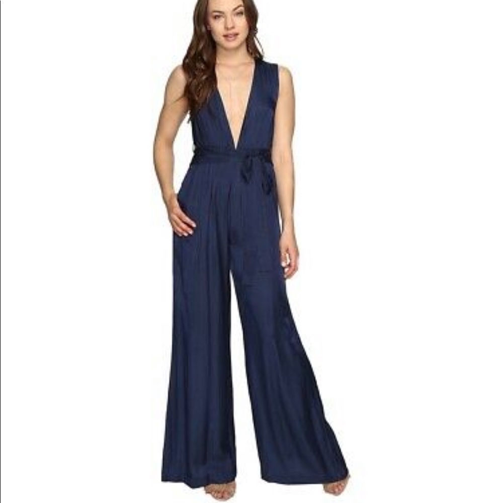 The Jetset Diaries iris navy jumpsuit size 8